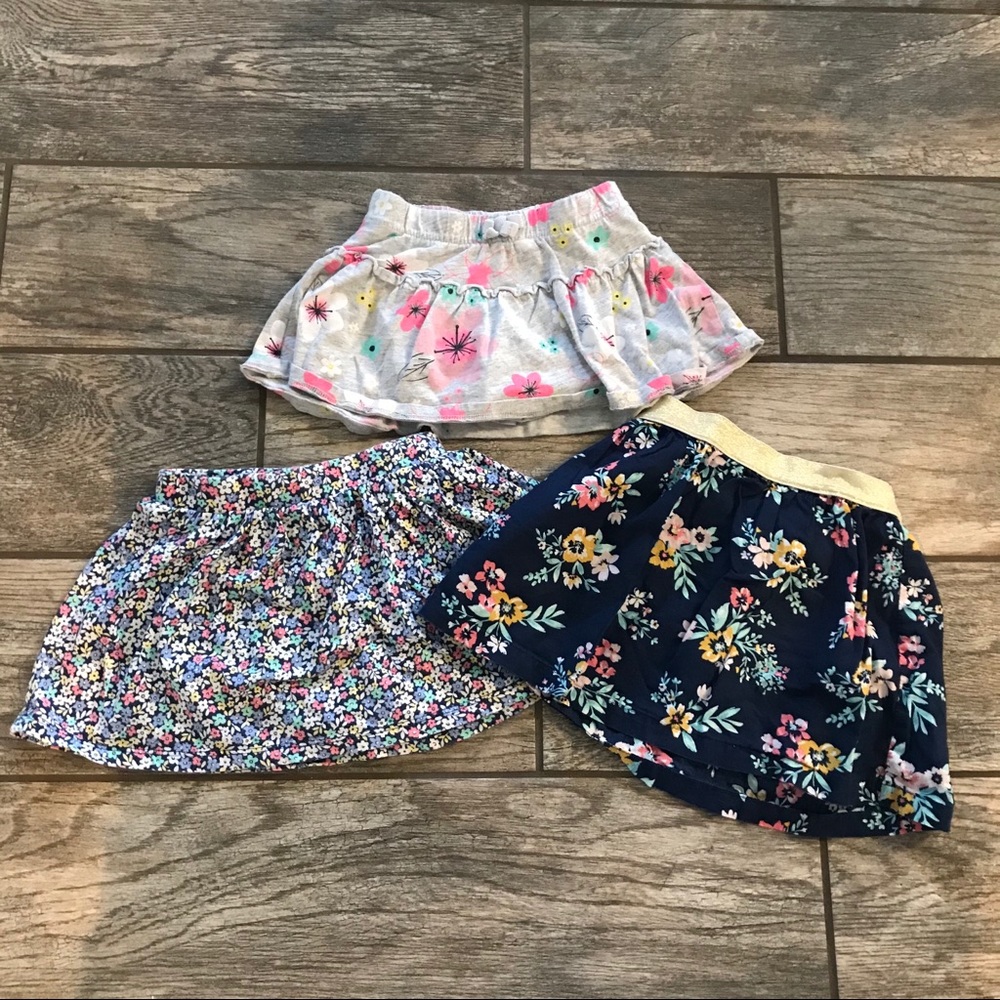 Girls Skorts (lot of 3) and matching top